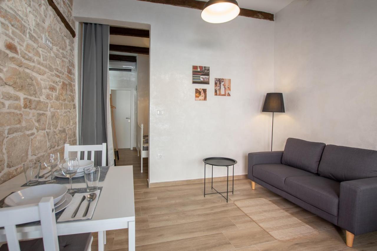 Apartments Nesatcium Пула Экстерьер фото