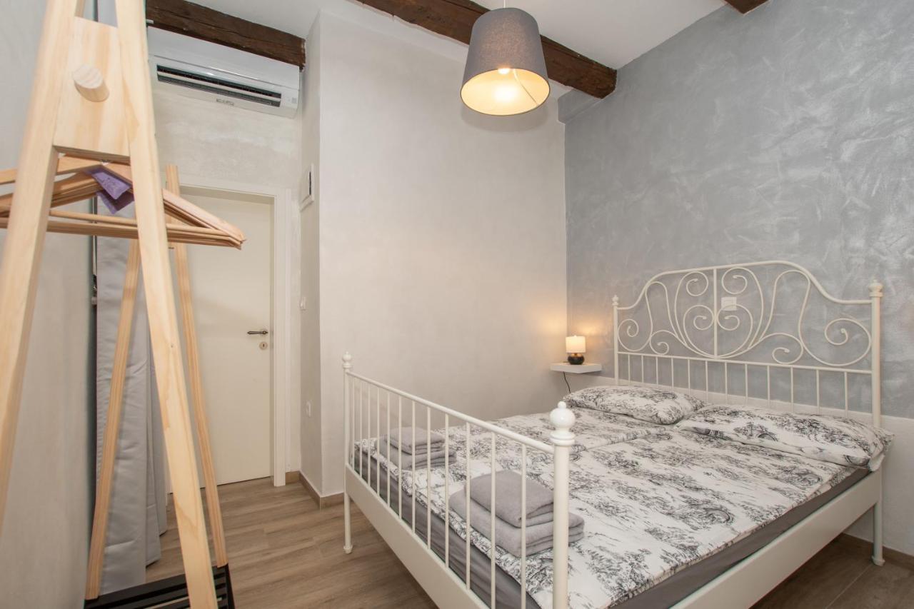 Apartments Nesatcium Пула Экстерьер фото
